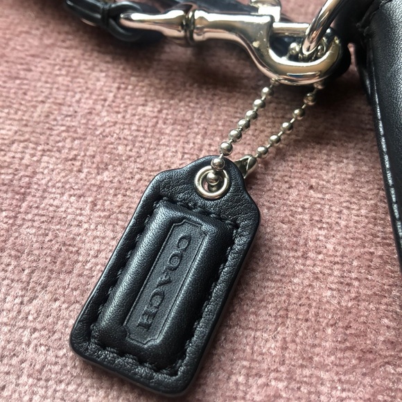 Coach wristlet - Picture 7 of 7